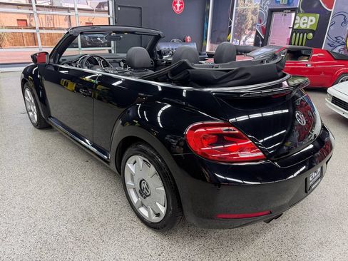 Used 2014 Volkswagen Beetle 1.8T FWD image 11