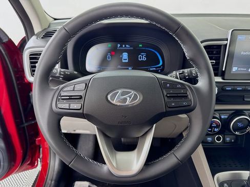 New 2026 Hyundai Venue FWD image 15