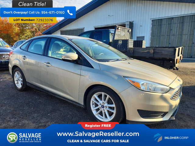 Used 2015 Ford Focus SE FWD image 5