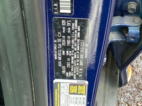 Used 2025 Kia K4 LXS image 10