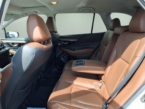 Used 2020 Subaru Outback Touring AWD/4WD image 5