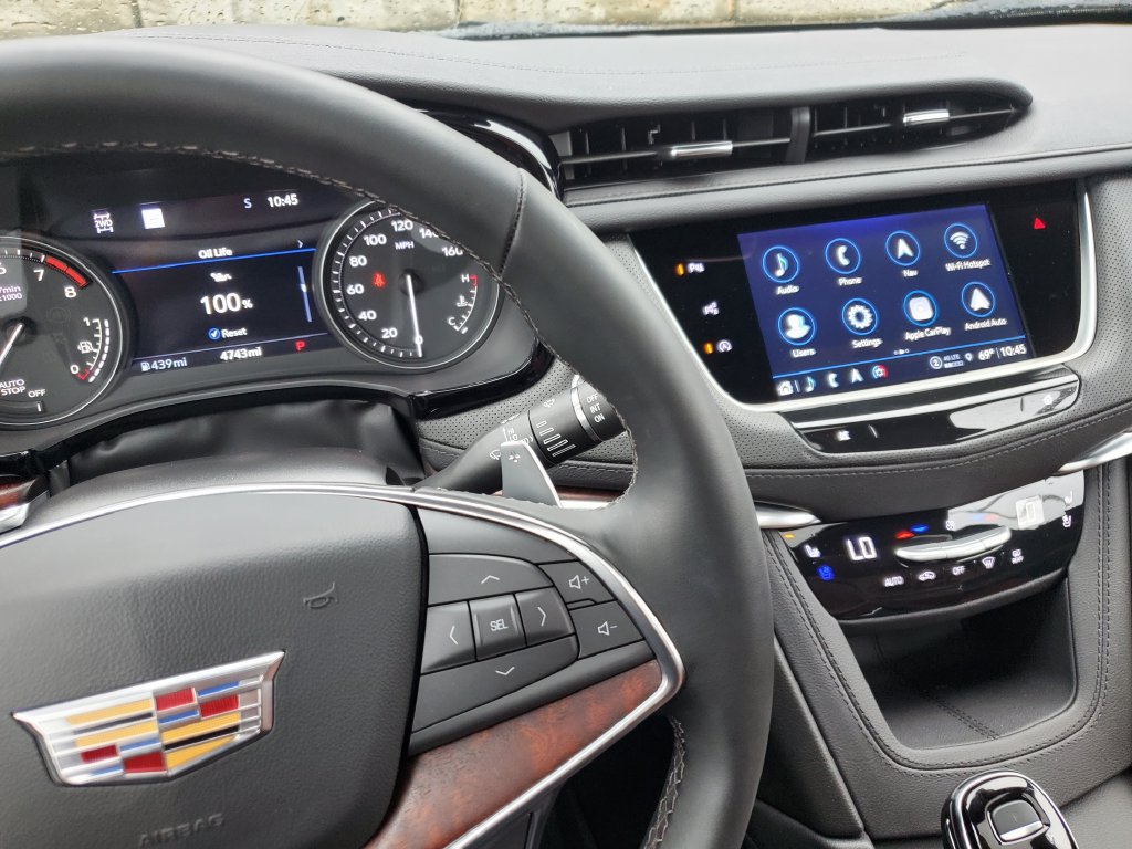 Certified 2026 Cadillac XT5 Sportv w/ LPO, Floor Liner Package AWD/4WD image 23