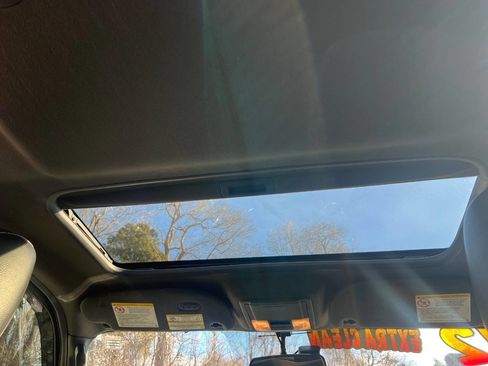 Used 2012 Ford Expedition EL Limited image 31