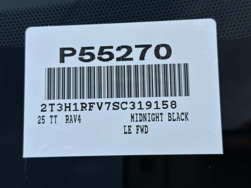Certified 2025 Toyota RAV4 LE FWD image 31