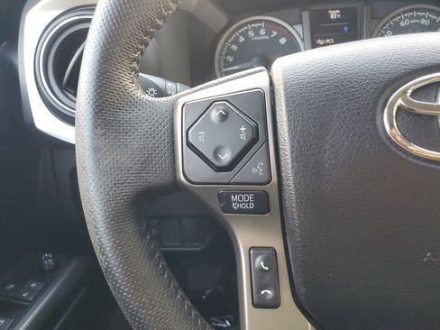 Used 2021 Toyota Tacoma 2WD Double Cab image 21