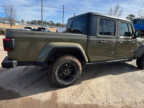 New 2026 Jeep Gladiator Sport image 8