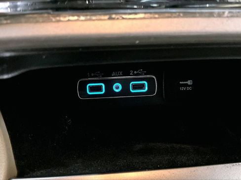 Used 2018 Jeep Grand Cherokee Overland AWD/4WD image 17
