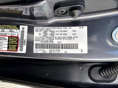 Used 2023 Toyota Tundra Platinum AWD/4WD image 36