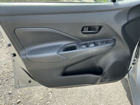 Used 2025 Nissan Versa S w/ S Plus Package FWD image 18