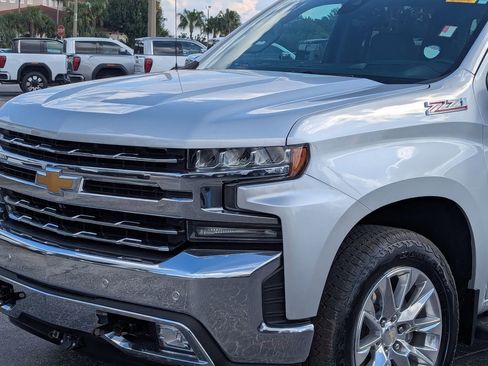 Used 2019 Chevrolet Silverado 1500 LTZ w/ LTZ Premium Package image 6