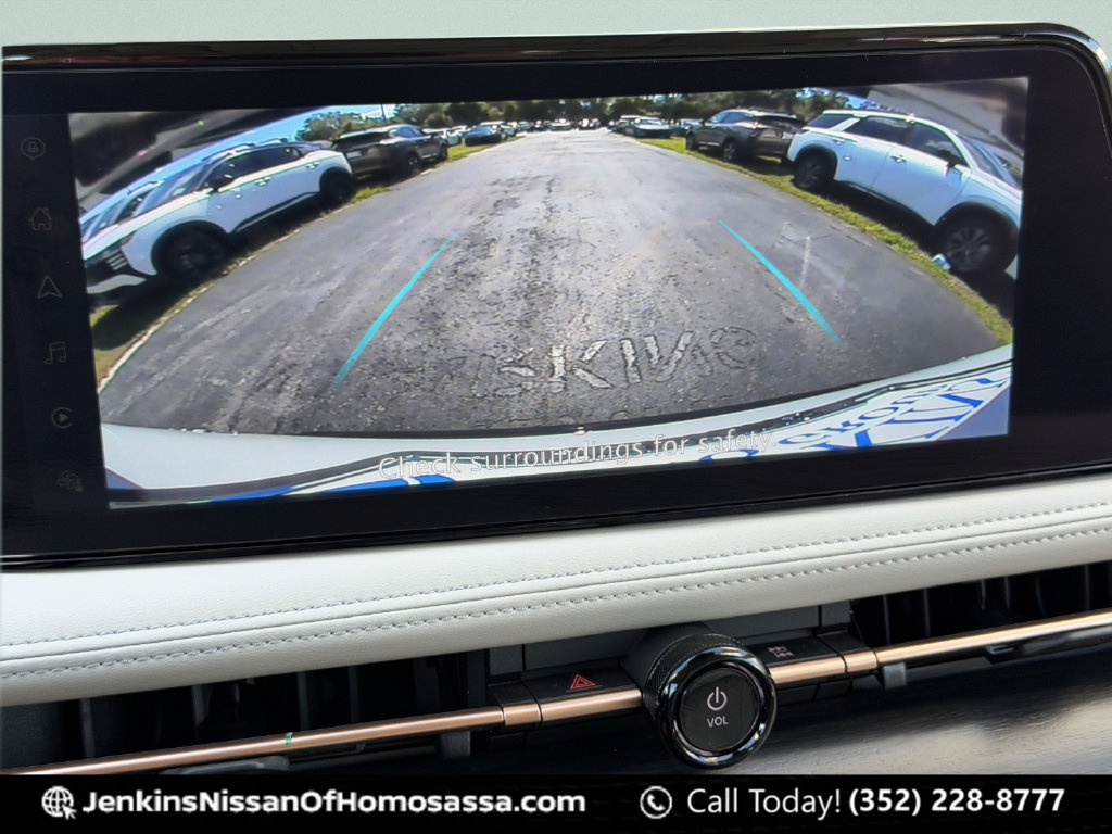 Used 2024 Nissan Ariya FWD image 34