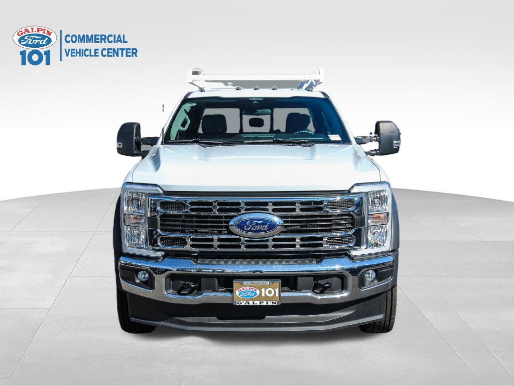 New 2025 Ford F550 4x4 SuperCab Super Duty image 2