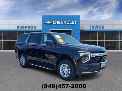 Used 2026 Chevrolet Tahoe LS RWD image 2
