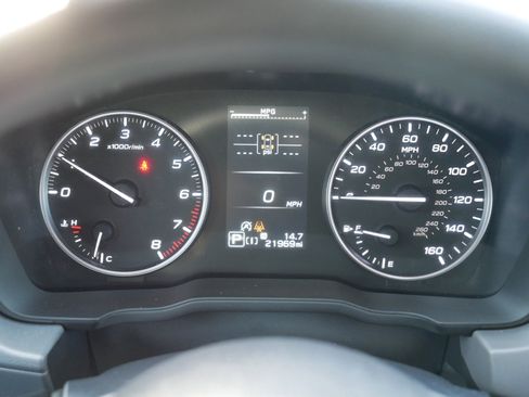 Used 2024 Subaru Crosstrek 2.0i Premium image 21