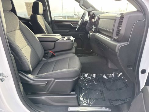 Used 2023 Chevrolet Silverado 1500 LT image 18