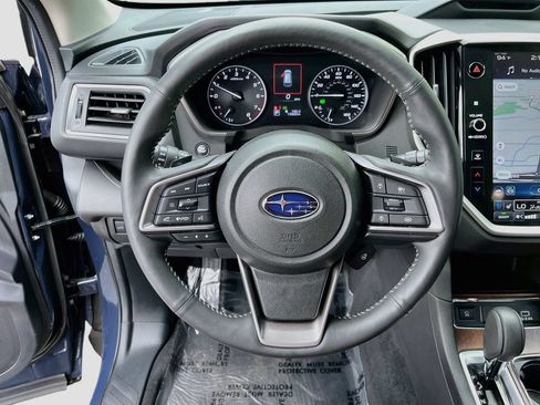 Used 2025 Subaru Ascent Touring AWD/4WD image 11