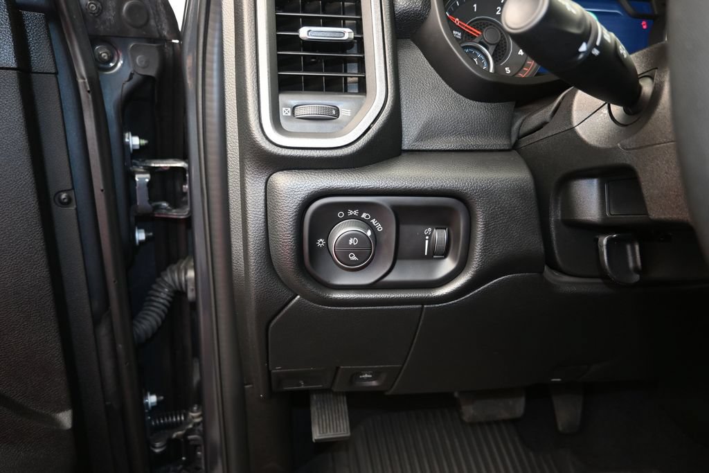 Used 2026 RAM 2500 Warlock w/ Safety Group AWD/4WD image 12