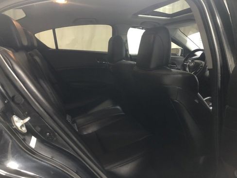 Used 2018 Acura ILX Base image 10