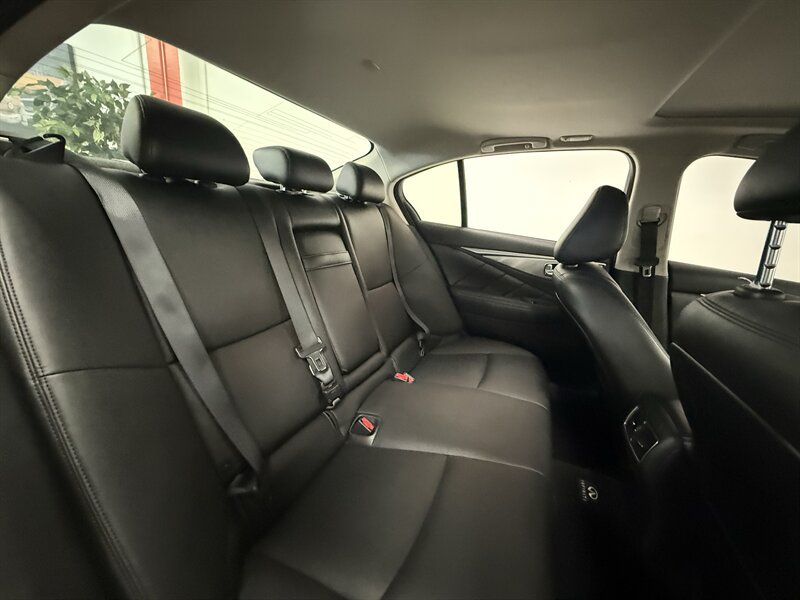 Used 2016 INFINITI Q50 Premium w/ 2.0T Premium Plus Package RWD image 23