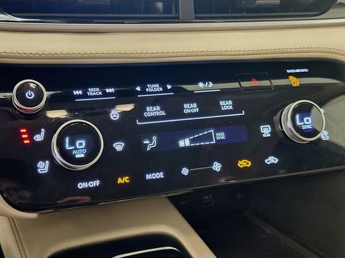 Used 2023 INFINITI QX60 Luxe w/ Performance Audio Package AWD/4WD image 24
