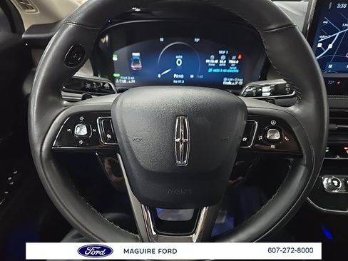 Used 2024 Lincoln Corsair Grand Touring image 22
