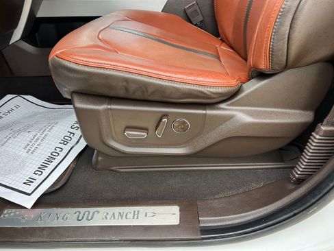 Used 2019 Ford F350 King Ranch w/ King Ranch Ultimate Package AWD/4WD image 18