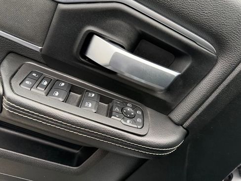 Used 2025 RAM 2500 Big Horn image 11