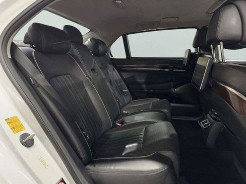 Used 2019 Genesis G90 5.0 Ultimate RWD image 54