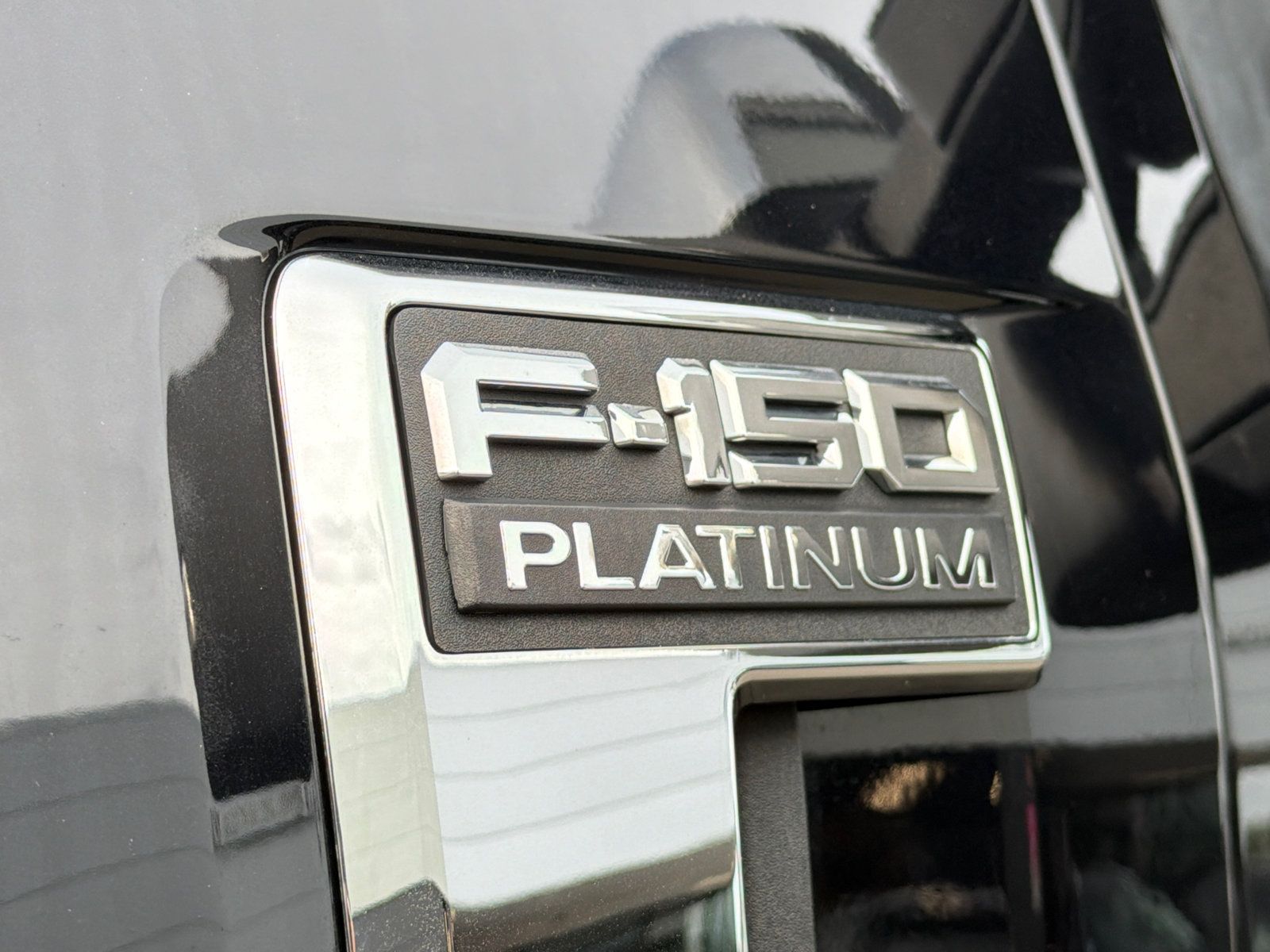 Used 2021 Ford F150 Platinum w/ Equipment Group 701A High AWD/4WD image 16