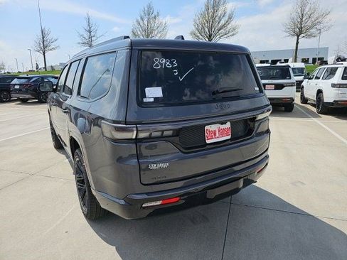 New 2026 Jeep Grand Wagoneer Limited AWD/4WD image 3