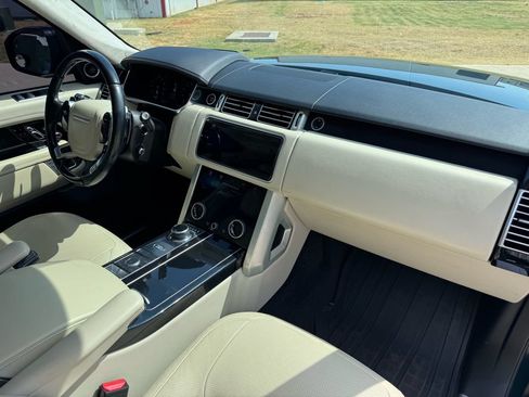 Used 2019 Land Rover Range Rover Supercharged AWD/4WD image 19