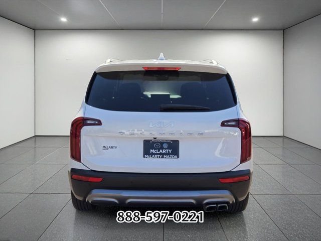 Used 2022 Kia Telluride S FWD image 4