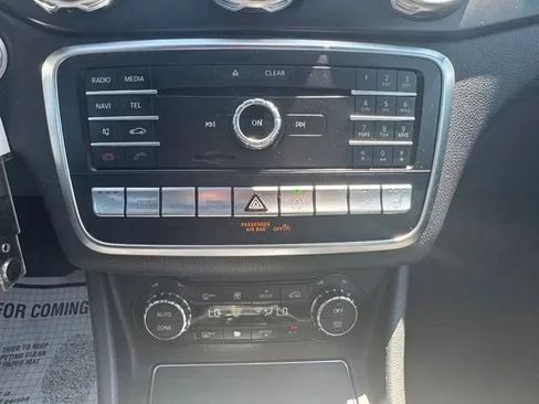 Used 2021 Mercedes-Benz GLA 250 4MATIC image 23
