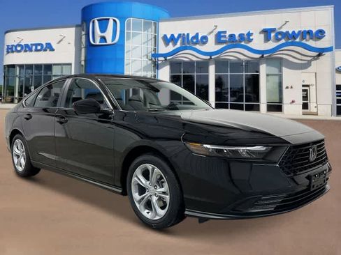 New 2025 Honda Accord LX image 8