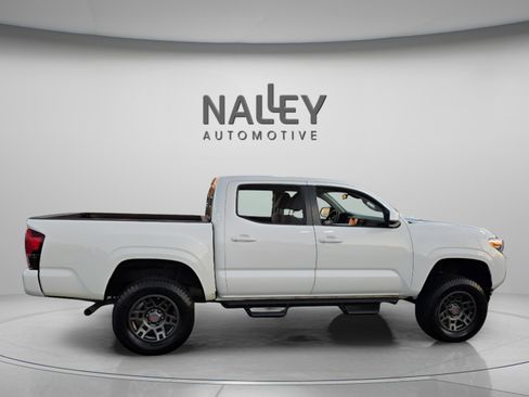 Used 2021 Toyota Tacoma SR w/ SR Convenience Package image 6