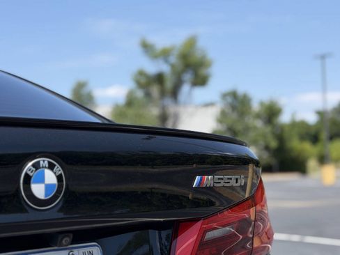 Used 2020 BMW M550i xDrive w/ Executive Package AWD/4WD image 12