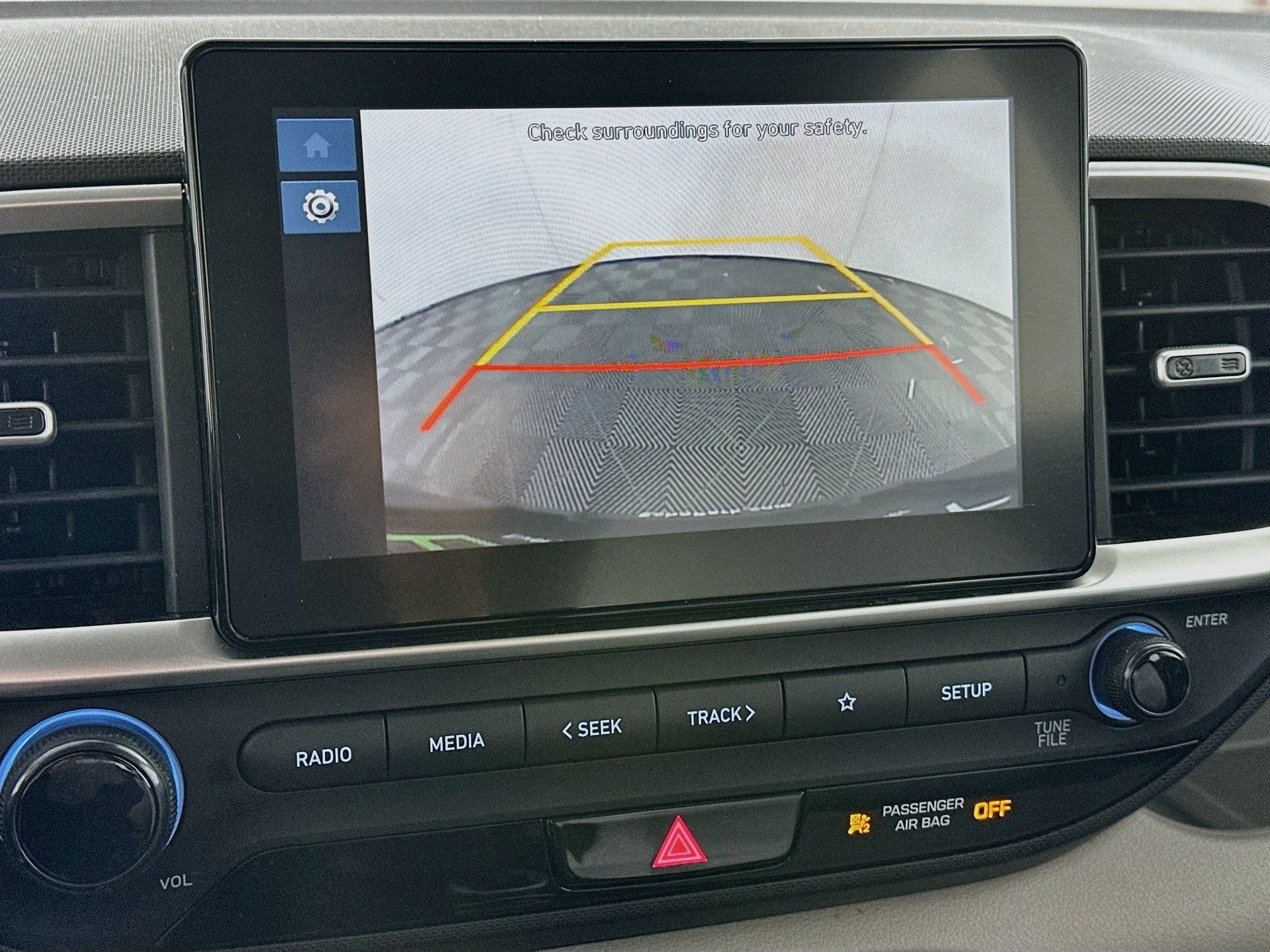 Used 2025 Hyundai Venue SEL FWD image 22