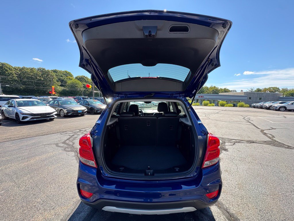 Used 2017 Chevrolet Trax Premier w/ Driver Confidence II Package AWD/4WD image 20