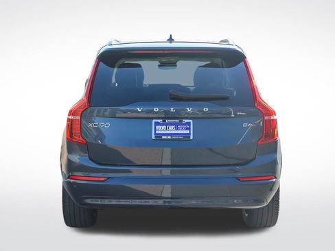 Used 2023 Volvo XC90 B6 Core w/ Climate Package image 9