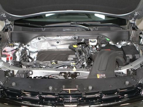 New 2026 Chevrolet Trax RS w/ Driver Confidence Package FWD image 3