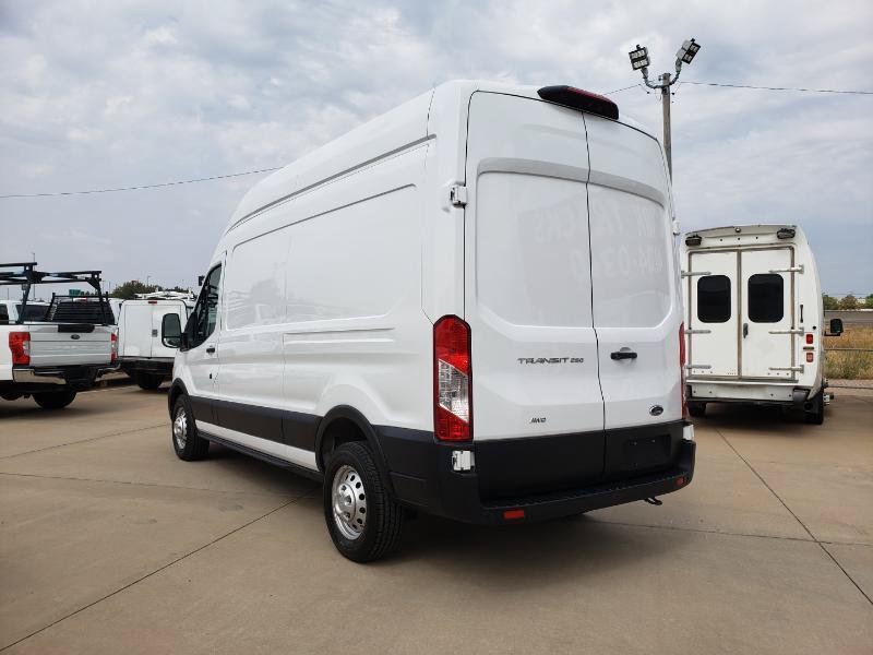 Used 2023 Ford Transit 250 148 High Roof AWD image 9
