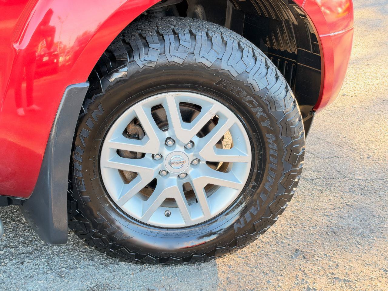 Used 2019 Nissan Frontier SV AWD/4WD image 82
