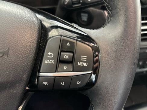 Certified 2023 Ford Escape Active AWD/4WD image 11