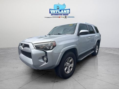 Used 2014 Toyota 4Runner SR5 RWD image 1