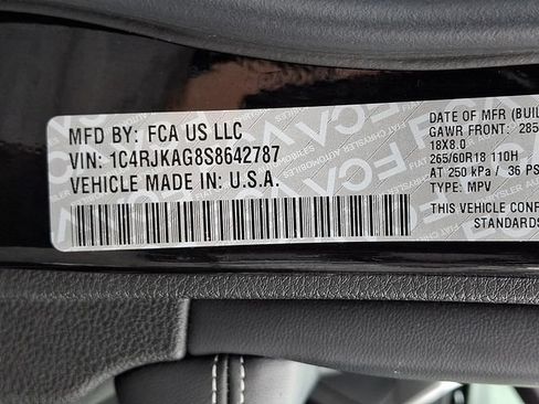 Used 2025 Jeep Grand Cherokee L Laredo w/ Luxury Tech Group I AWD/4WD image 27