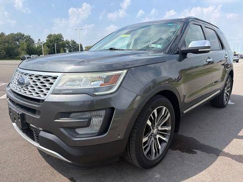Used 2017 Ford Explorer Platinum AWD/4WD image 2