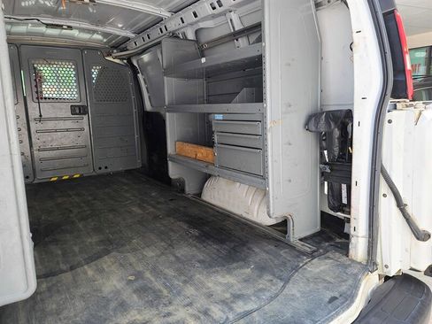 Used 2015 Chevrolet Express 2500 2500 3DR CARGO VAN /V8 image 16