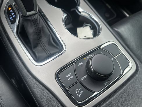 Used 2021 Jeep Grand Cherokee Limited w/ Quick Order Package 28K 80th image 33