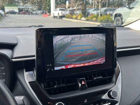 Certified 2024 Toyota Corolla LE image 22