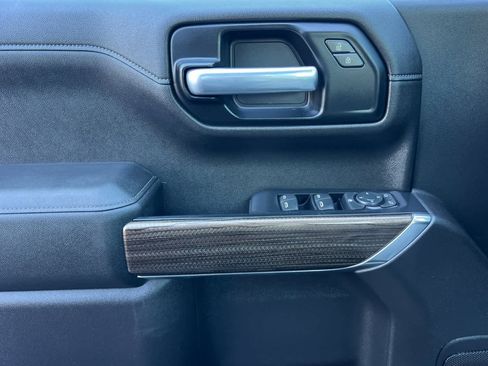 Used 2020 Chevrolet Silverado 1500 LT w/ All-Star Edition image 13